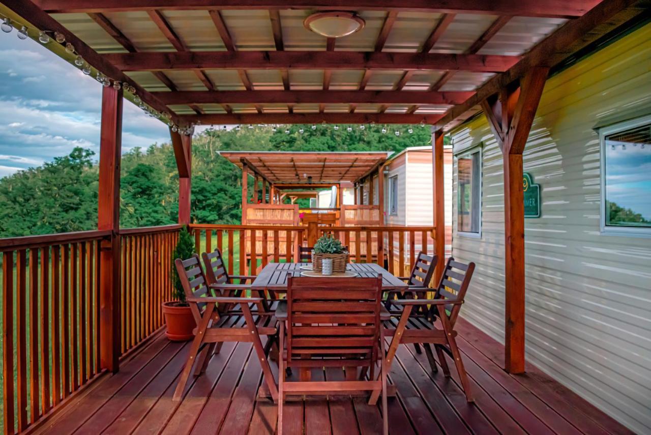 Mobilheim Viktorie Villa Vyrovice Екстериор снимка
