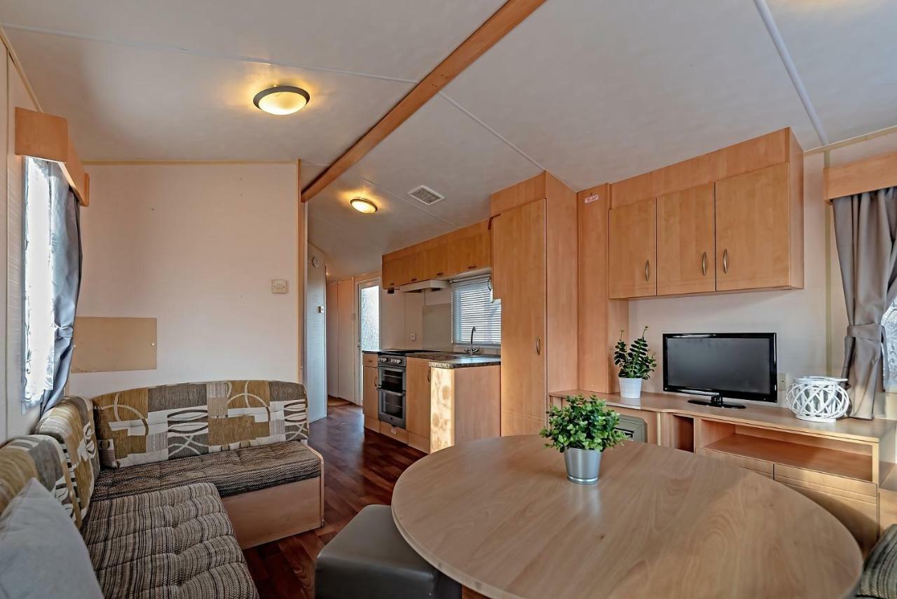 Mobilheim Viktorie Villa Vyrovice Екстериор снимка