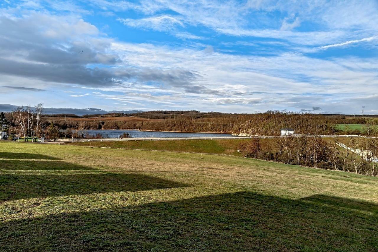 Mobilheim Viktorie Villa Vyrovice Екстериор снимка